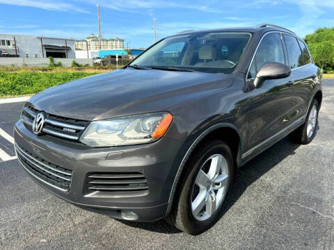 2011 Volkswagen Touareg Hybrid
