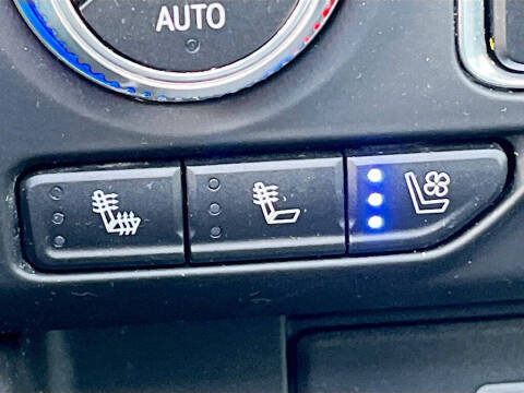 2022 GMC Yukon AT4