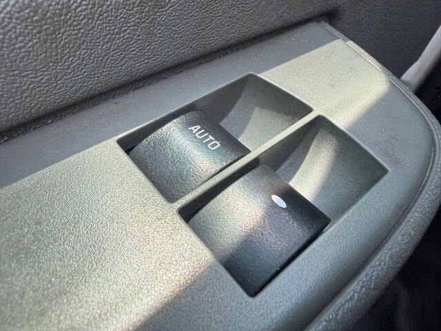 2023 Chevrolet Express 2500