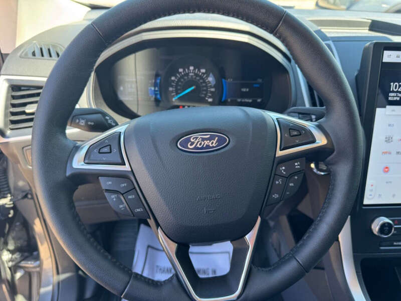 2024 Ford Edge