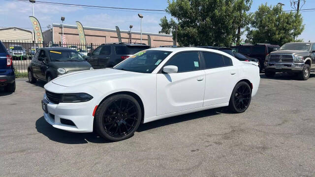 2019 Dodge Charger for sale at Auto Plaza in Fresno, CA