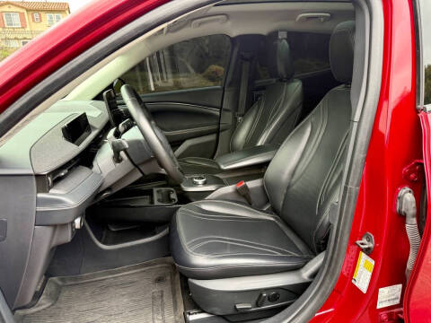 2021 Ford Mustang Mach-E Premium