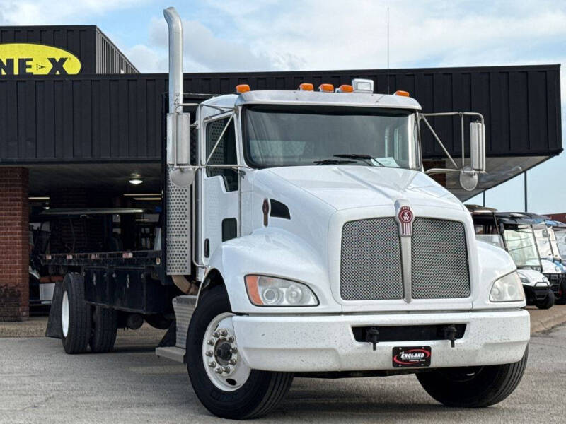 2015 Kenworth T270