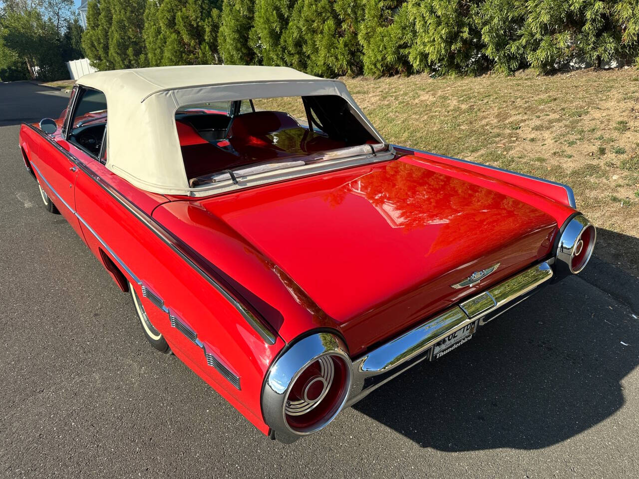 1962 Ford Thunderbird 12