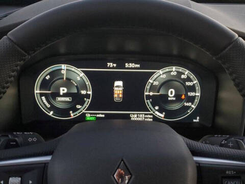 2025 Mitsubishi Outlander PHEV SE