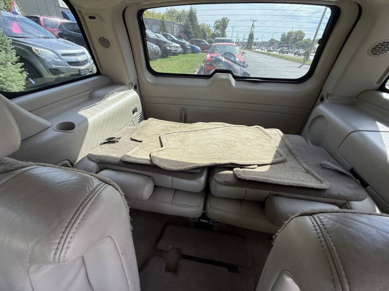 2004 Cadillac Escalade