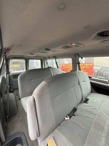 2009 Ford E-Series E-350 SD XL