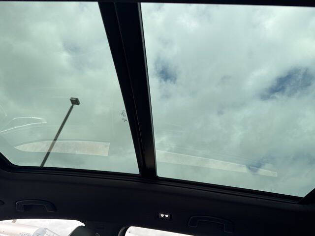 2025 Volkswagen Atlas Cross Sport SEL Premium R-Line 4Motion