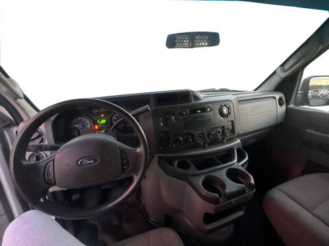 2014 Ford E-Series E-250