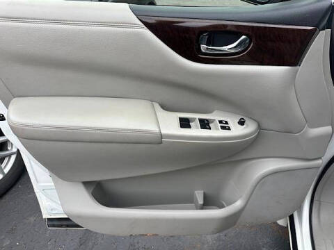 2012 Nissan Quest