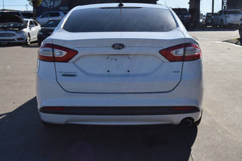 2014 Ford Fusion Energi SE