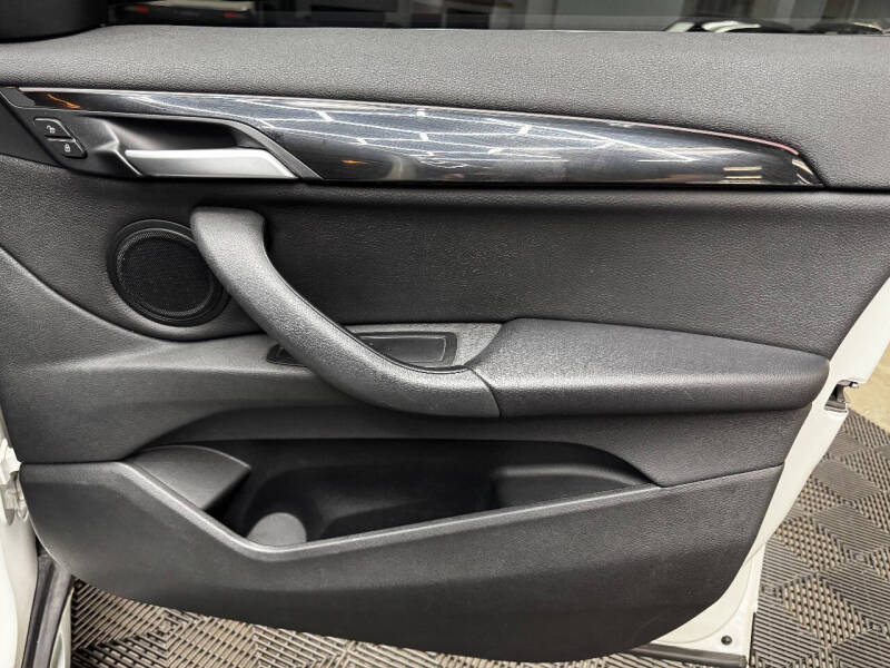 2017 BMW X1 sDrive28i