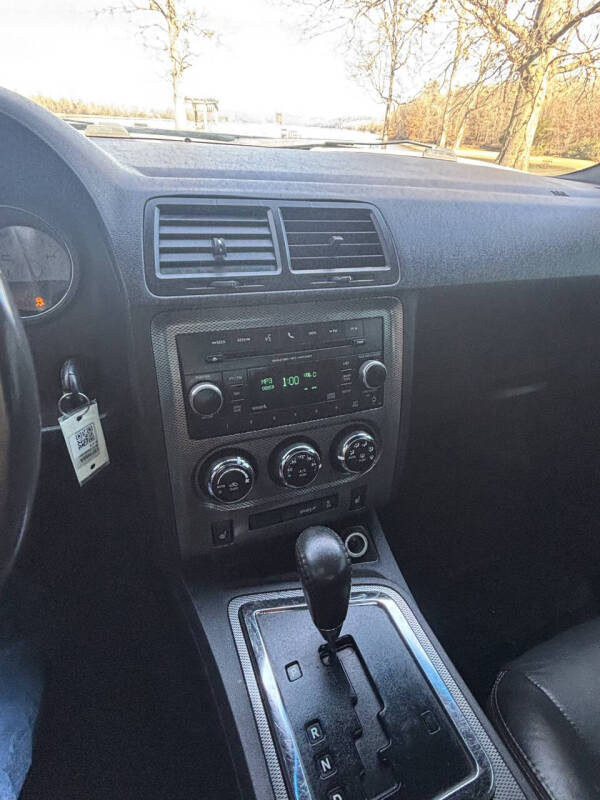 2013 Dodge Challenger R/T Plus