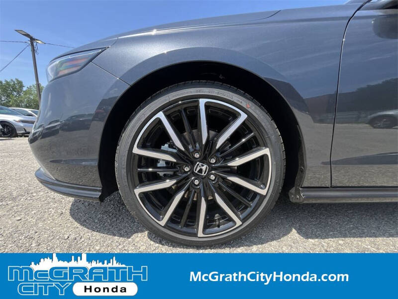 2025 Honda Accord Hybrid Touring