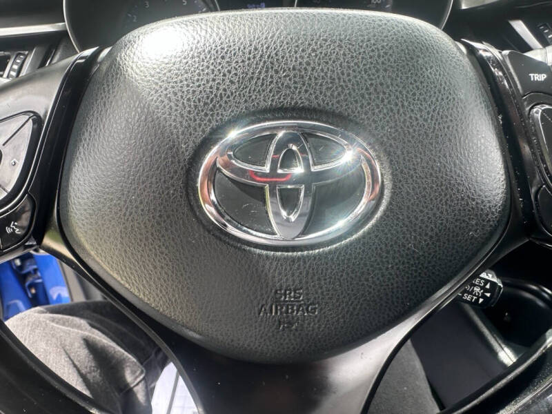 2018 Toyota C-HR XLE Premium