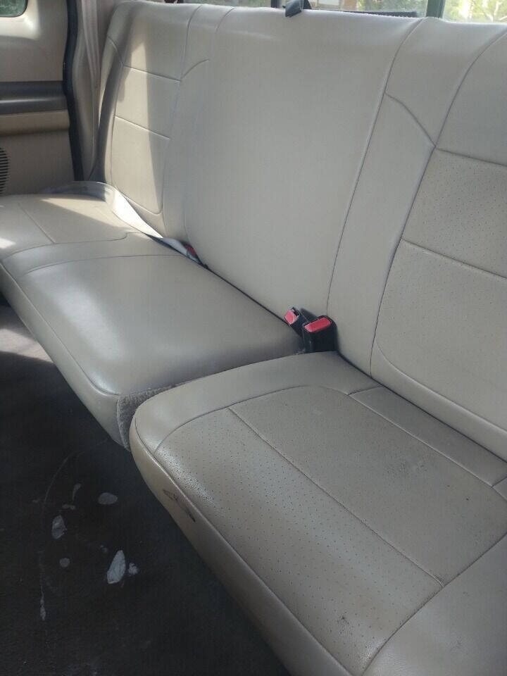 2002 FORD F-250 Pickup - $5,950