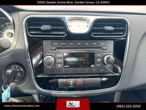 2014 Chrysler 200 Touring