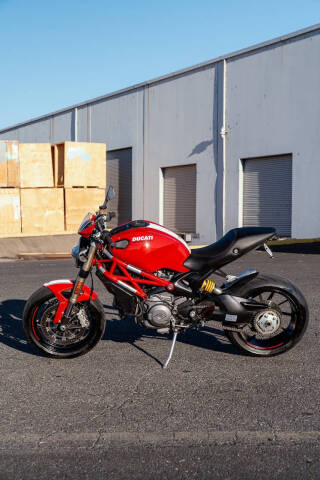 2013 Ducati Monster 1100 EVO