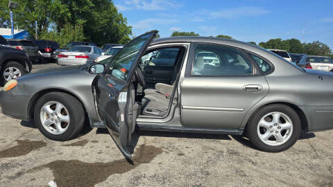 2003 Ford Taurus SES