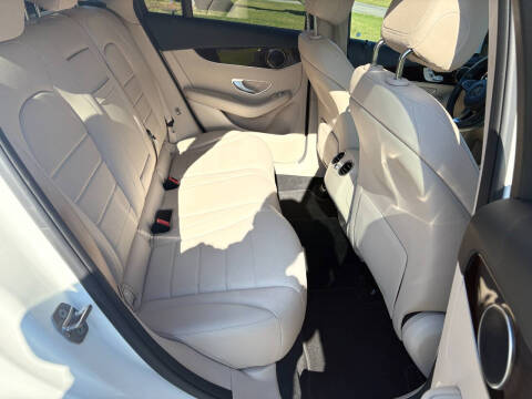 2017 Mercedes-Benz GLC GLC 300 4MATIC