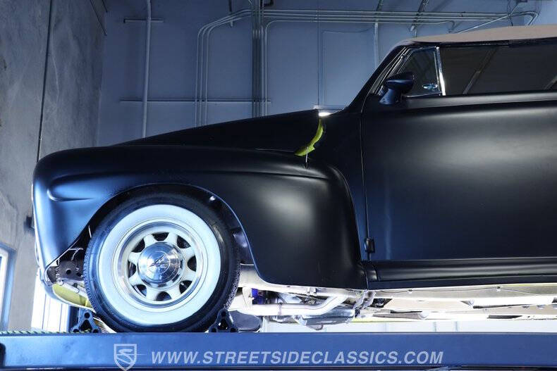1946 Ford Deluxe