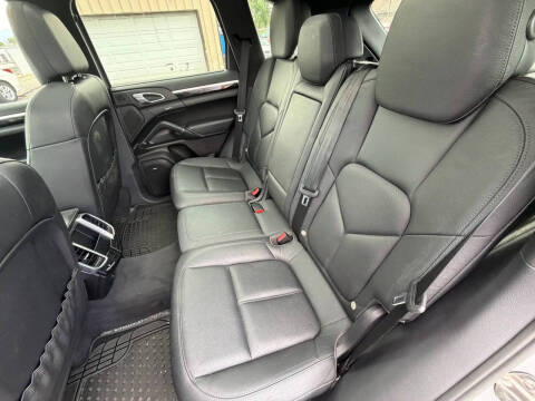 2012 Porsche Cayenne Tiptronic