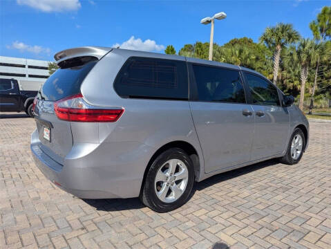 2017 Toyota Sienna L 7-Passenger