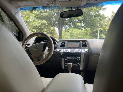 2010 Nissan Murano LE