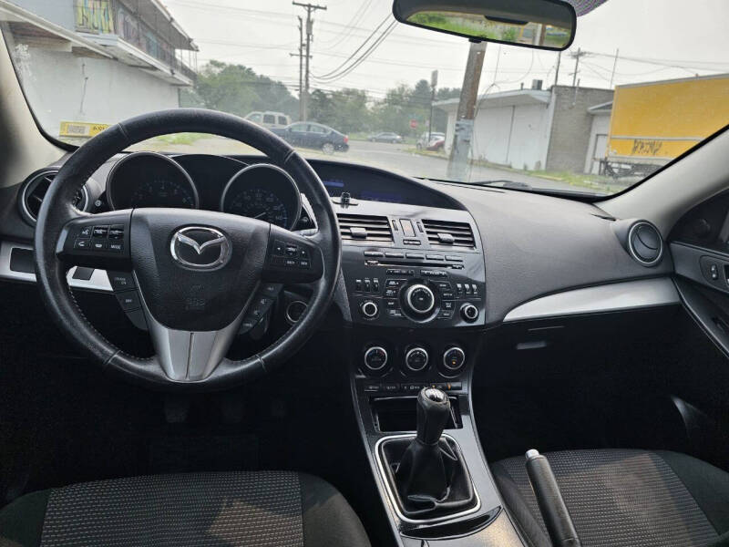 2013 Mazda MAZDA3 i Touring