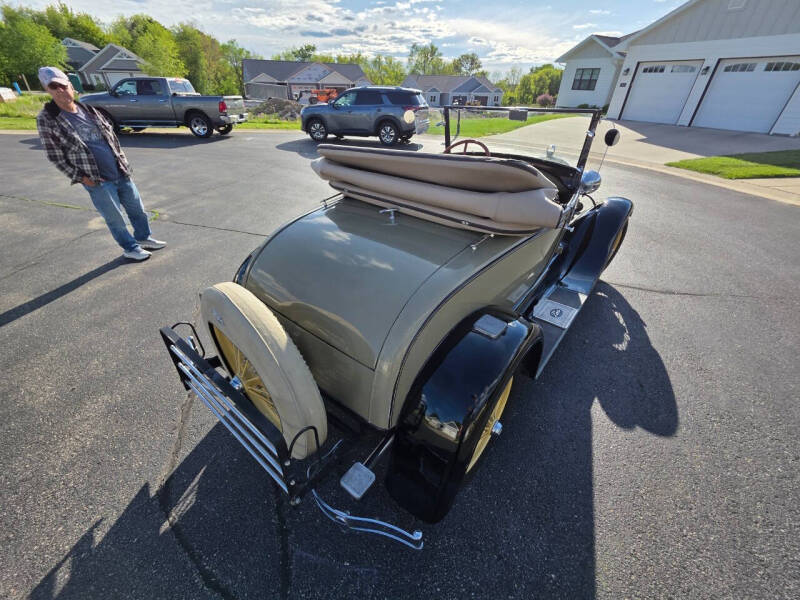 1928 Ford Roadster