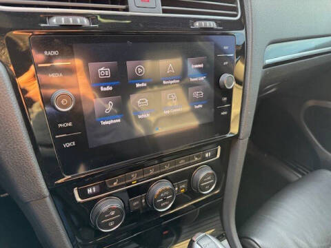 2019 Volkswagen Golf R 4Motion