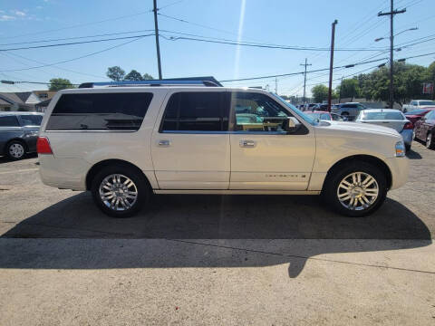 2013 Lincoln Navigator L