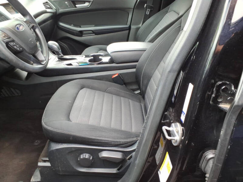 2018 Ford Edge SE