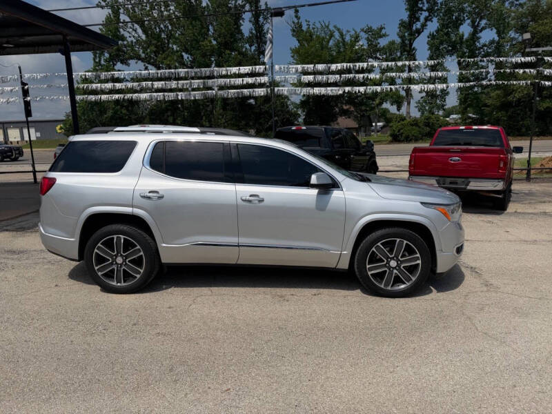 2017 GMC Acadia Denali