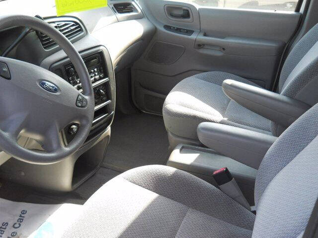 2003 Ford Windstar LX Standard