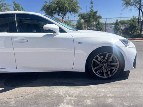 2019 Lexus IS 300