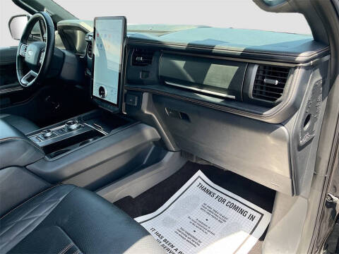 2022 Ford Expedition Platinum