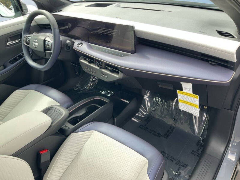 2026 Nissan LEAF Platinum+