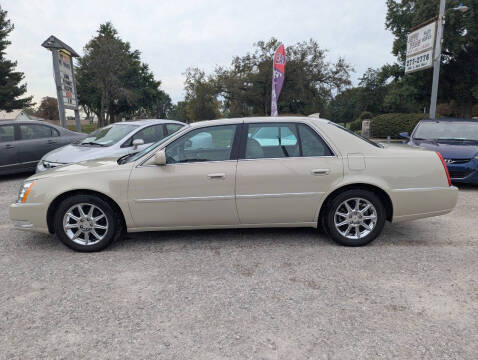 2011 Cadillac DTS Luxury Collection