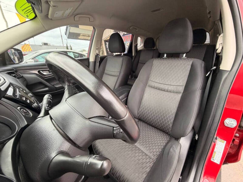 2017 Nissan Rogue