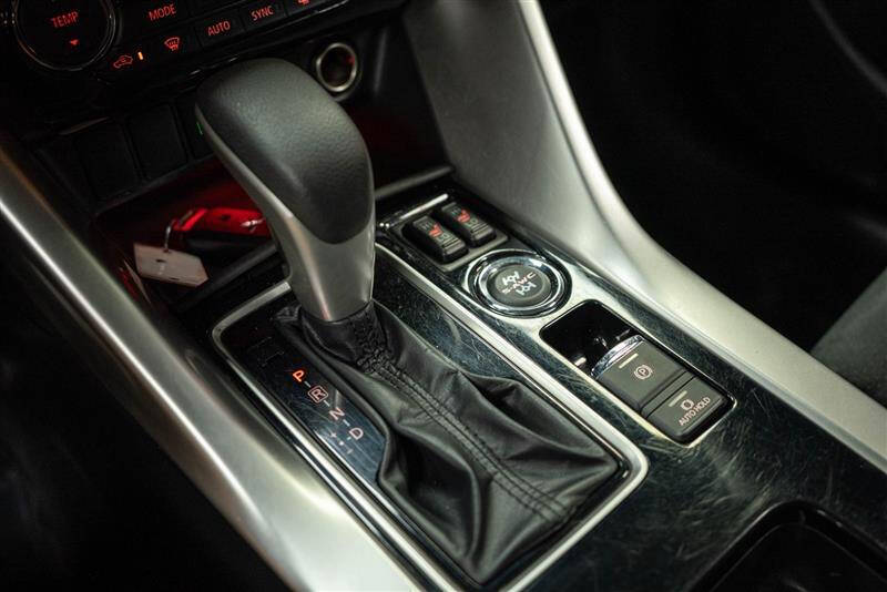 2024 Mitsubishi Eclipse Cross SE