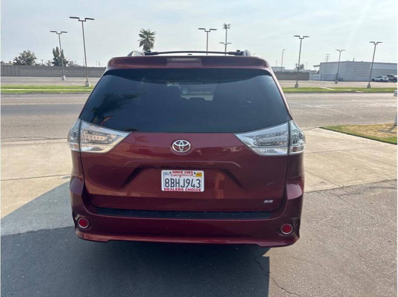 2017 Toyota Sienna