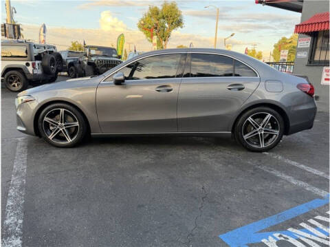 2019 Mercedes-Benz A-Class A 220