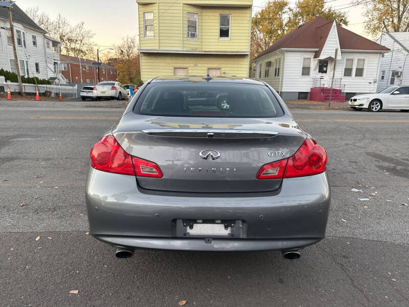 2012 INFINITI G Sedan Limited Edition photo 5