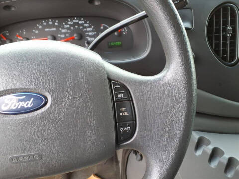2005 Ford E-Series