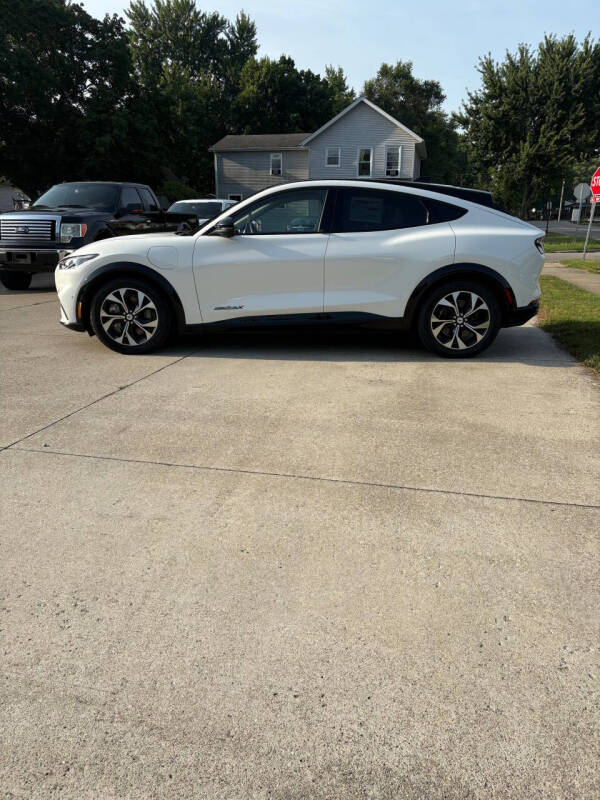 2021 Ford Mustang Mach-E Premium