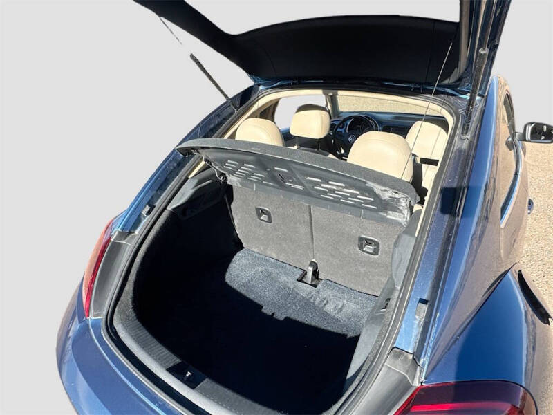 2019 Volkswagen Beetle 2.0T SE