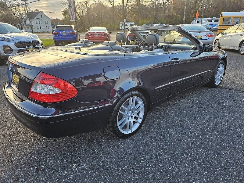 2009 Mercedes-Benz CLK-Class CLK350 photo 26