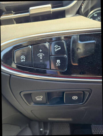 2023 Genesis GV70 2.5T Standard