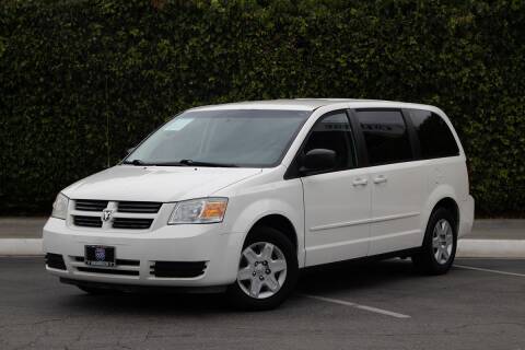 2009 Dodge Grand Caravan for sale at Southern Auto Finance in Bellflower CA